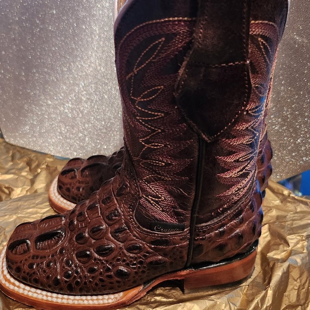 Crocodile Cowboy boots